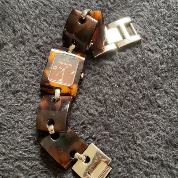 Michael Kors watch - Picture 3 of 6